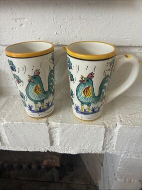 Set of 2 Bella Casa by Ganz" 6” tall mugs rustic country rooster floral pattern